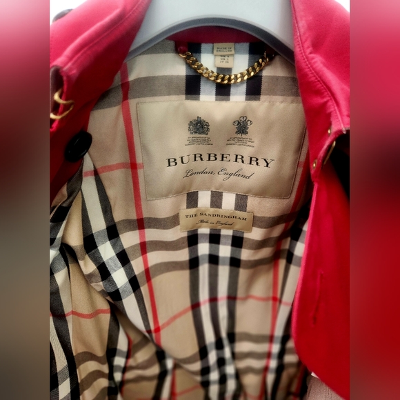 Burberry Red Sandringham Trench Coat - Picture 3 of 4